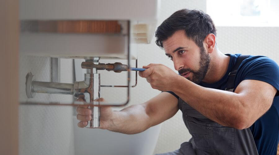 Expert burst pipe repair services in Oil Trough, AR